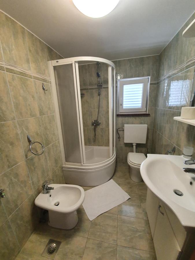 Apartmani Vrtlici Zdenka Stara Novalja Dış mekan fotoğraf