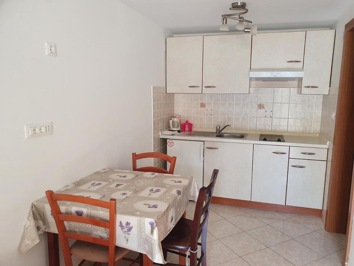 Apartmani Vrtlici Zdenka Stara Novalja Dış mekan fotoğraf