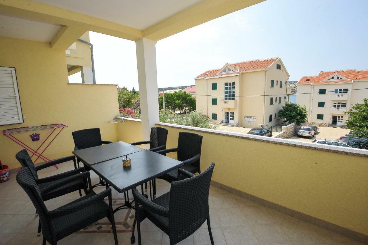 Apartmani Vrtlici Zdenka Stara Novalja Dış mekan fotoğraf